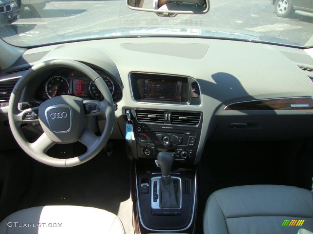 2009 Q5 3.2 Premium quattro - Quartz Gray Metallic / Light Gray photo #32