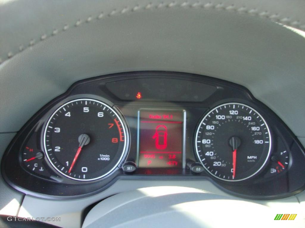 2009 Q5 3.2 Premium quattro - Quartz Gray Metallic / Light Gray photo #40
