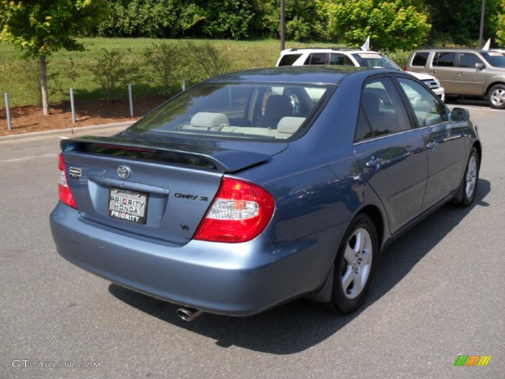 2003 Camry SE V6 - Catalina Blue Metallic / Taupe photo #5