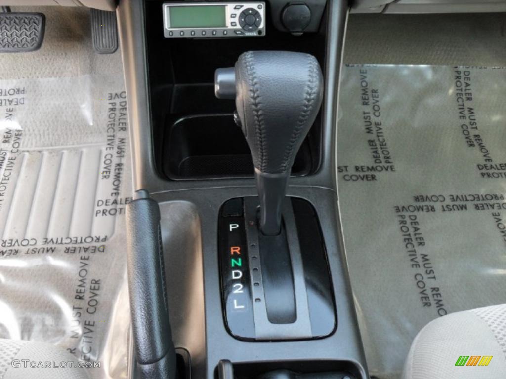 2003 Camry SE V6 - Catalina Blue Metallic / Taupe photo #12