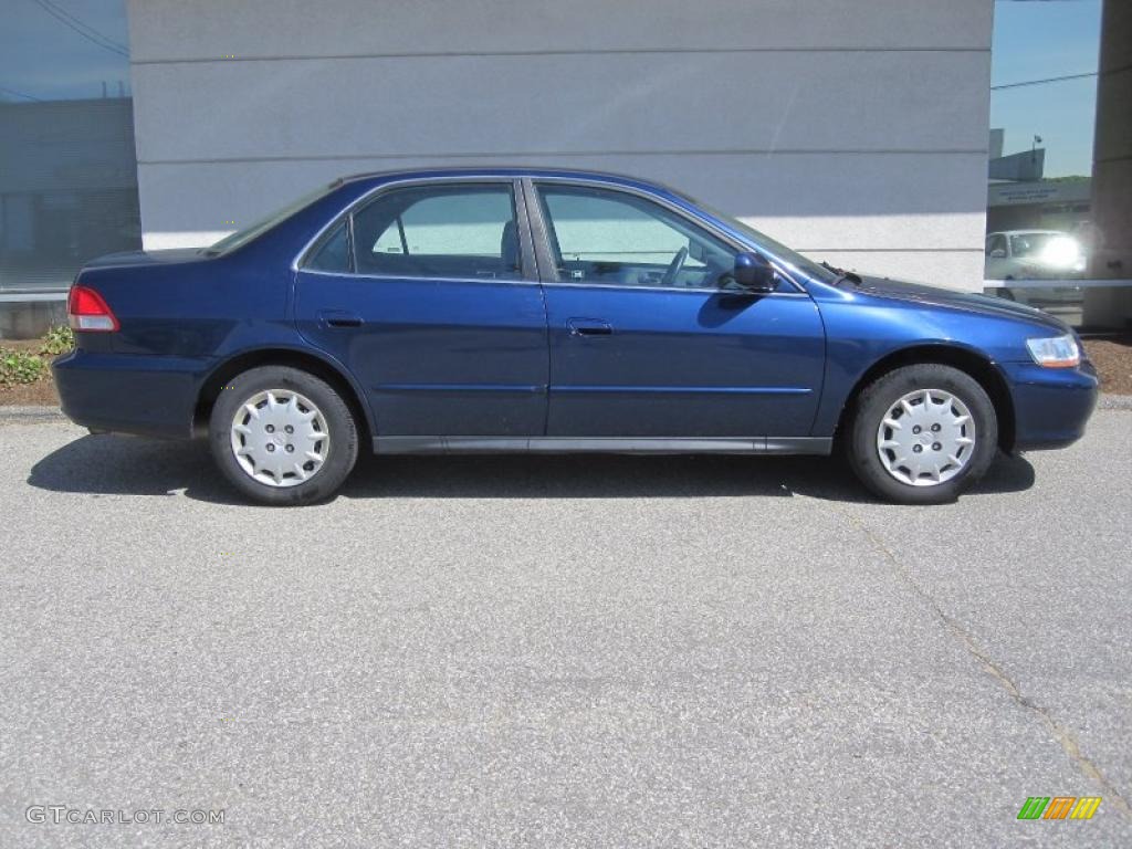 2002 Accord LX Sedan - Eternal Blue Pearl / Quartz Gray photo #2