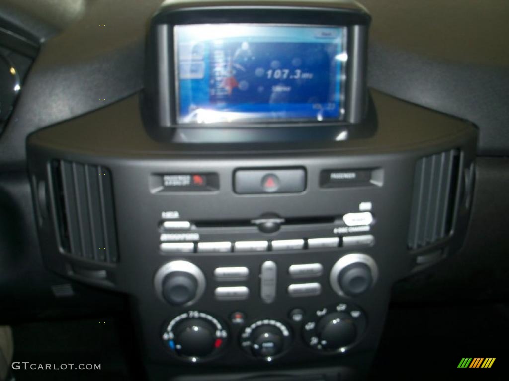 2010 Endeavor SE AWD - Kalapana Black / Black photo #5