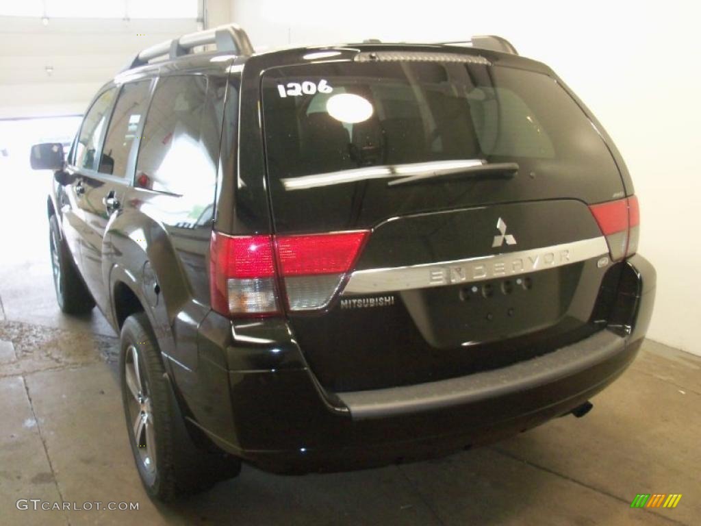 2010 Endeavor SE AWD - Kalapana Black / Black photo #10