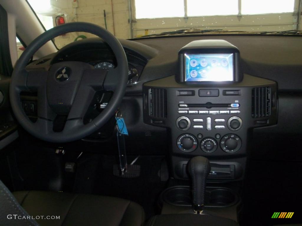 2010 Endeavor SE AWD - Kalapana Black / Black photo #26