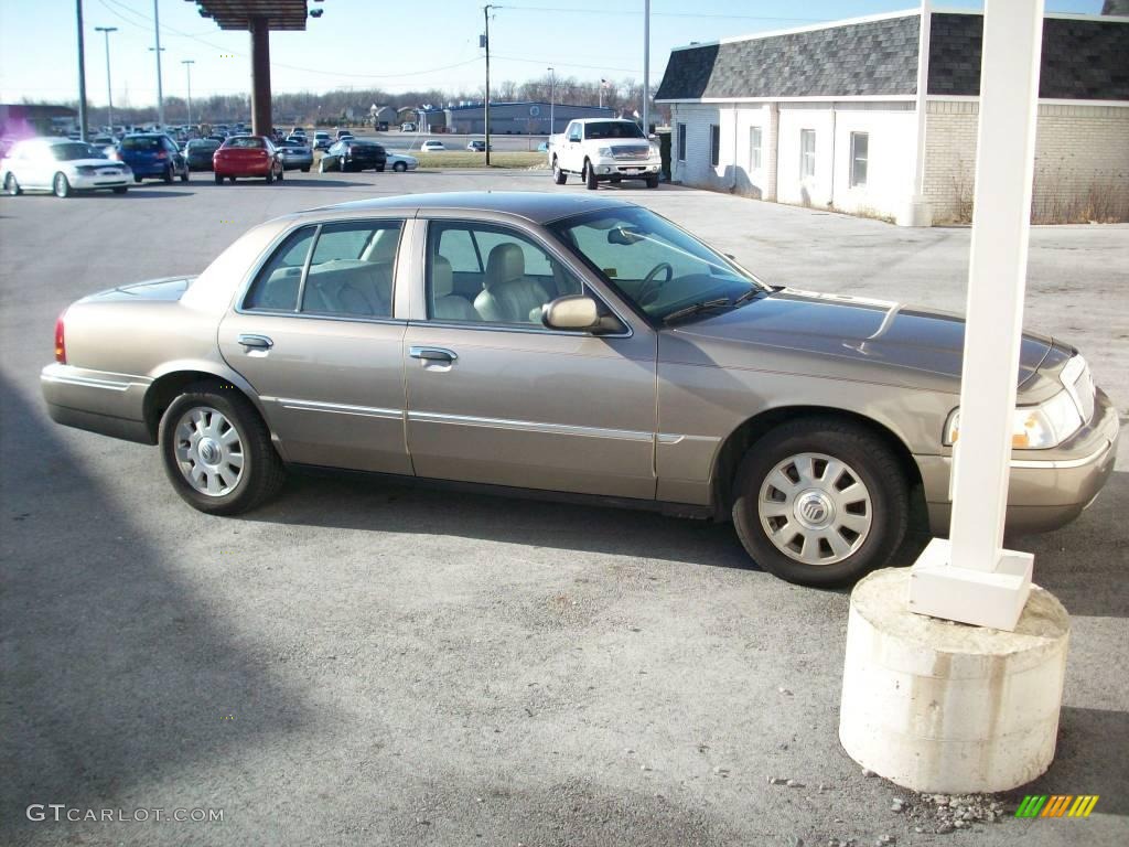 2004 Grand Marquis LS - Arizona Beige Metallic / Medium Parchment photo #3