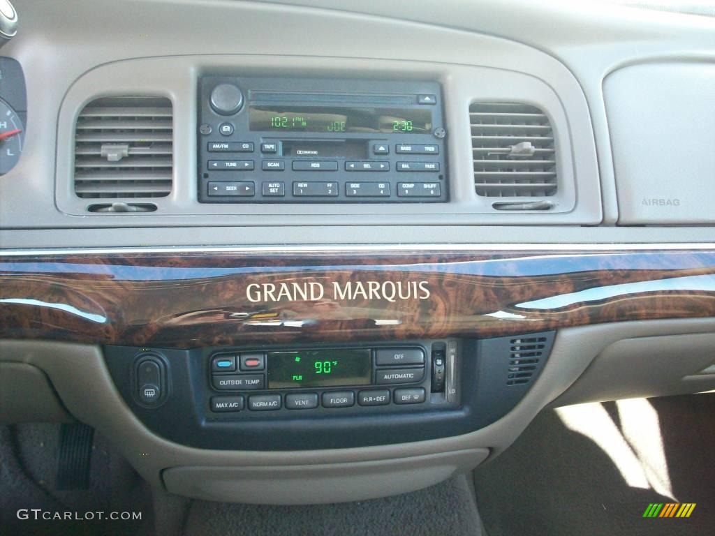 2004 Grand Marquis LS - Arizona Beige Metallic / Medium Parchment photo #10