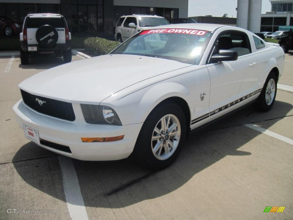 2009 Mustang V6 Premium Coupe - Performance White / Light Graphite photo #1