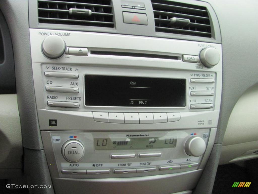2010 Camry XLE - Black / Bisque photo #13