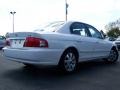 Clear White - Optima LX V6 Photo No. 3