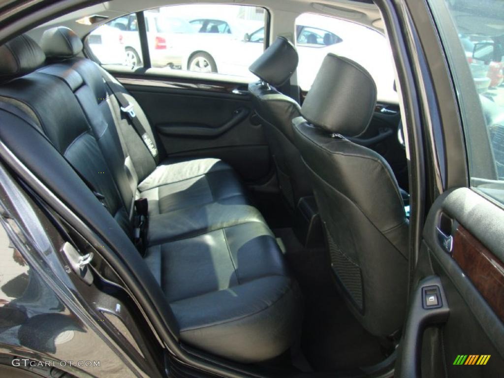 2001 3 Series 325xi Sedan - Jet Black / Black photo #25