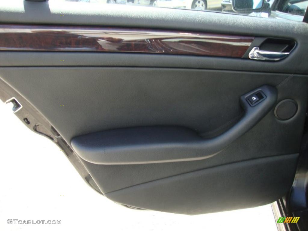 2001 3 Series 325xi Sedan - Jet Black / Black photo #28