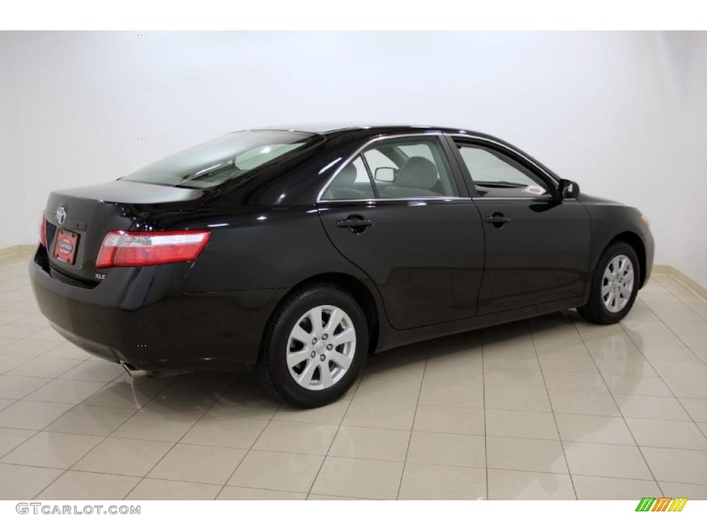2007 Camry XLE - Black / Bisque photo #7