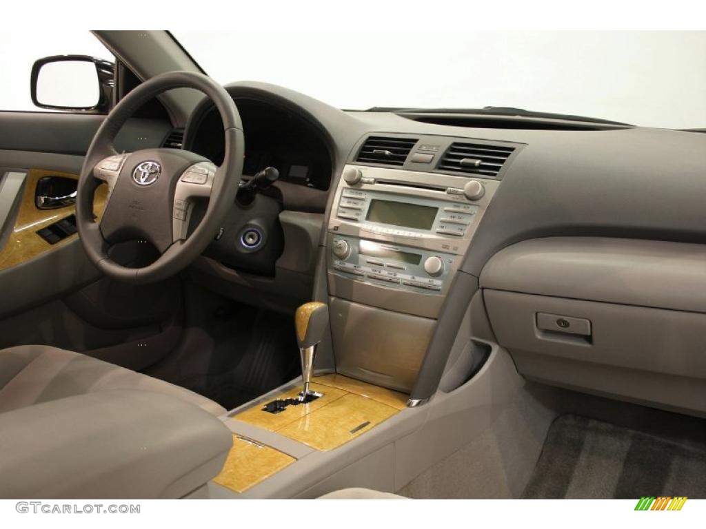 2007 Camry XLE - Black / Bisque photo #20