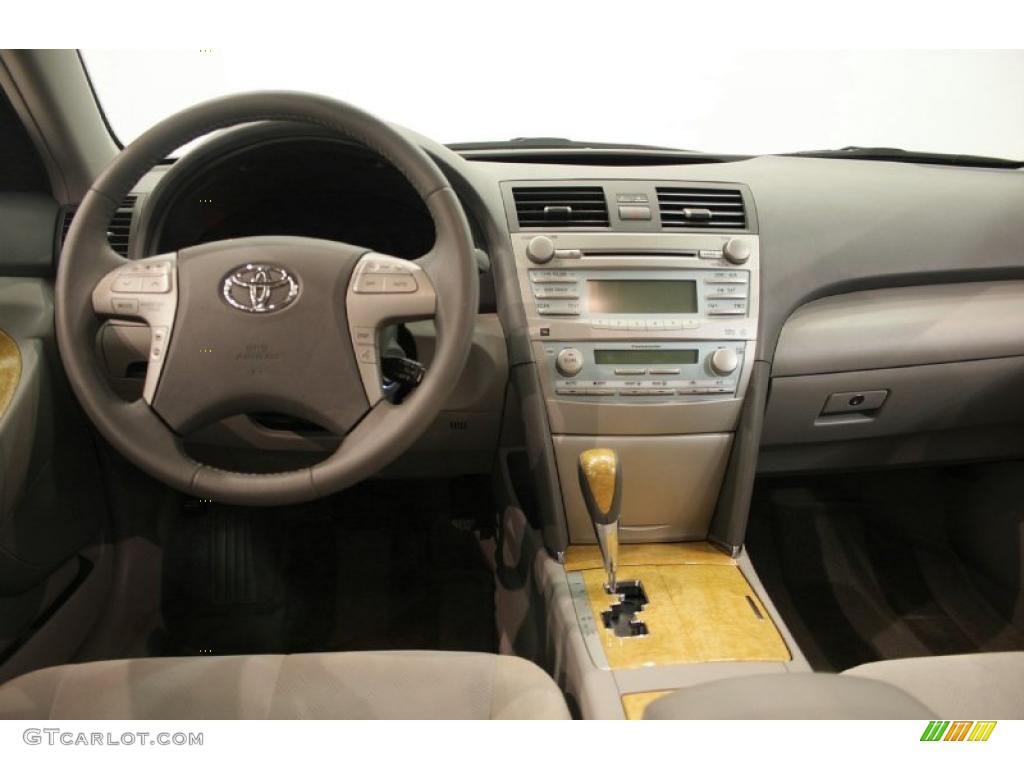 2007 Camry XLE - Black / Bisque photo #24