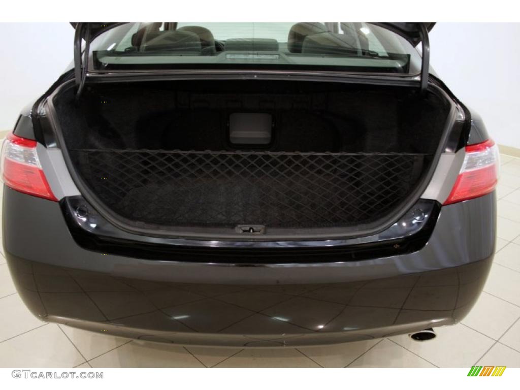 2007 Camry XLE - Black / Bisque photo #25