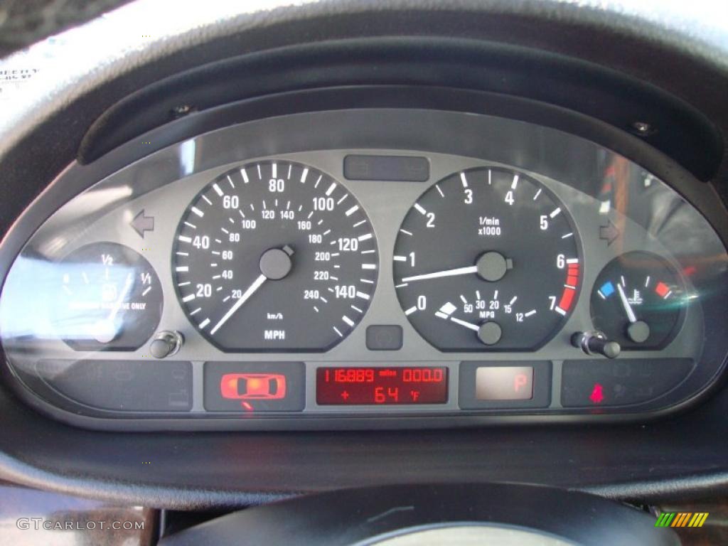 2001 3 Series 325xi Sedan - Jet Black / Black photo #46