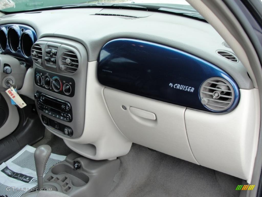 2002 PT Cruiser Limited - Patriot Blue Pearlcoat / Taupe photo #26