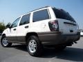 2004 Stone White Jeep Grand Cherokee Laredo 4x4  photo #4