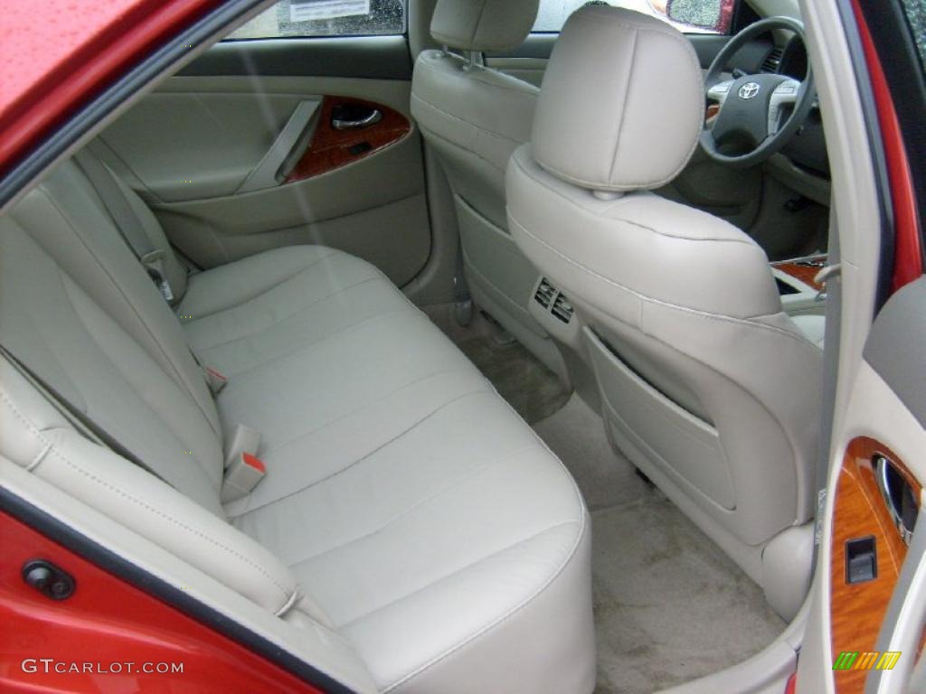 2009 Camry XLE V6 - Barcelona Red Metallic / Bisque photo #8