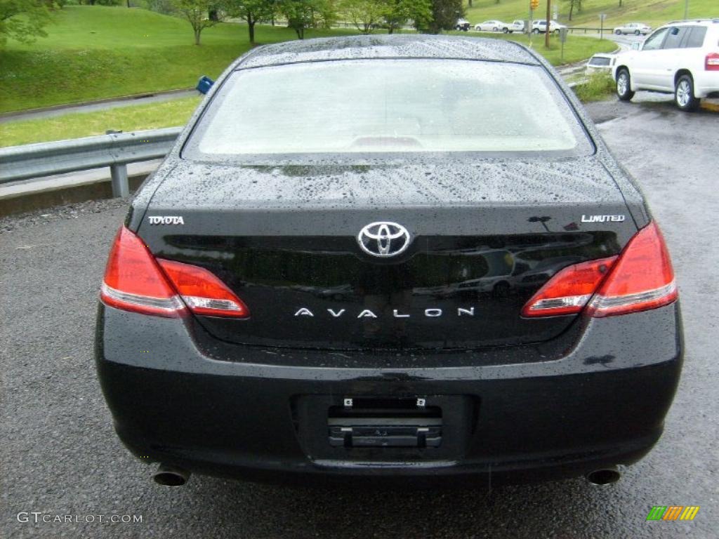 2005 Avalon Limited - Black / Light Gray photo #5