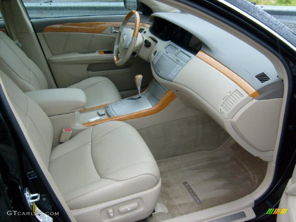 2005 Avalon Limited - Black / Light Gray photo #9