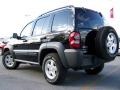 Black - Liberty CRD Sport 4x4 Photo No. 6