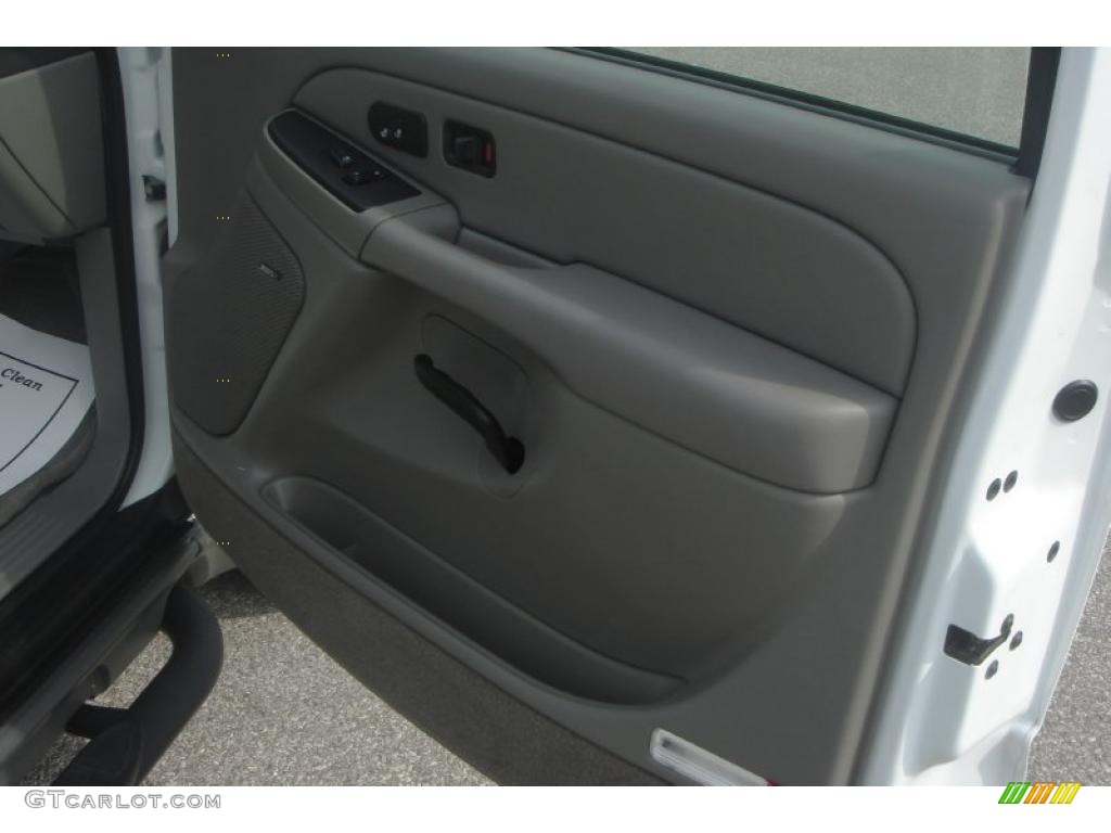2004 Tahoe Z71 4x4 - Summit White / Gray/Dark Charcoal photo #10