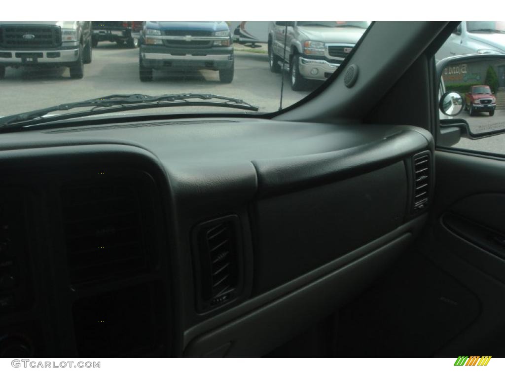 2004 Tahoe Z71 4x4 - Summit White / Gray/Dark Charcoal photo #40