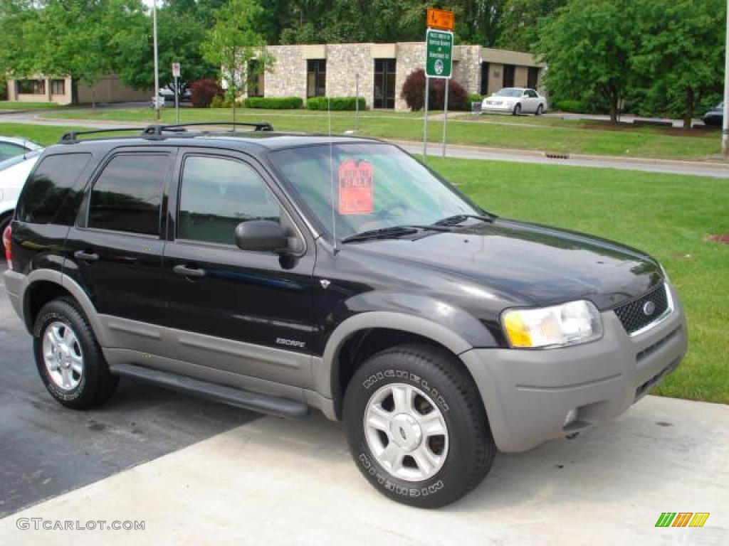 2002 Escape XLT V6 4WD - Black Clearcoat / Medium Graphite photo #1