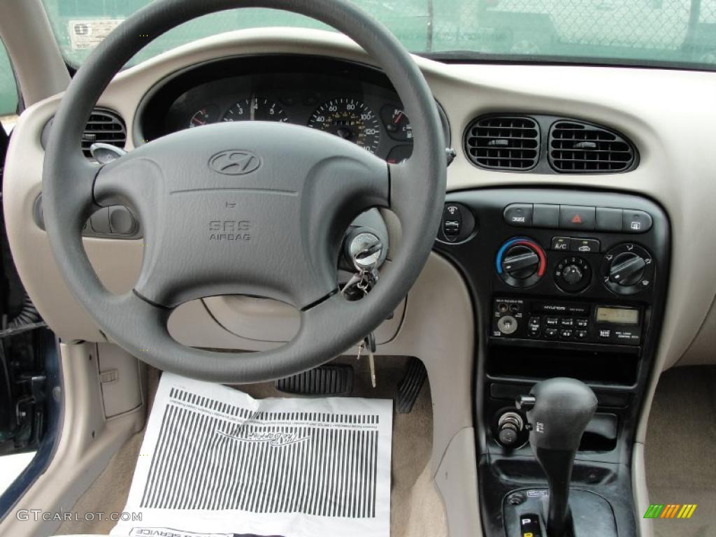2000 Elantra GLS Sedan - Forest Green / Gray photo #33