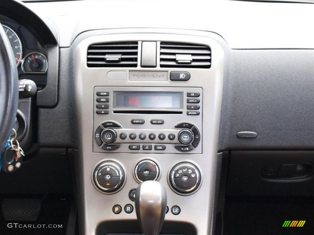2006 Torrent AWD - Fever Red Metallic / Sand Beige photo #12