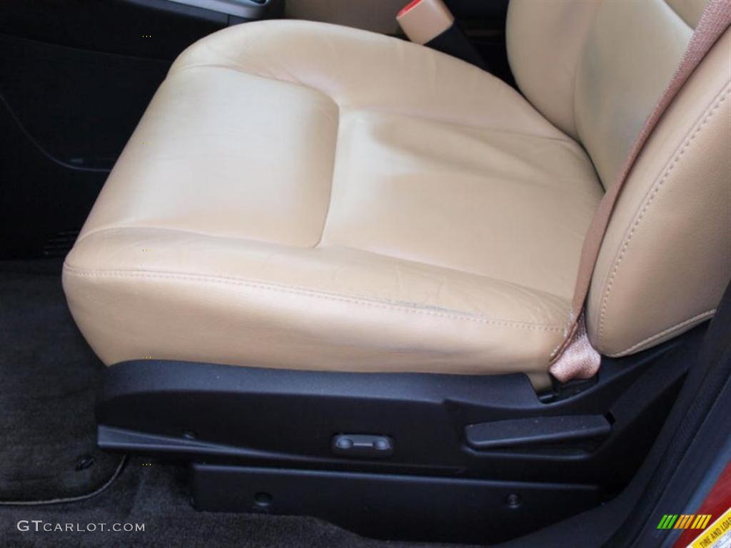 2006 Torrent AWD - Fever Red Metallic / Sand Beige photo #16