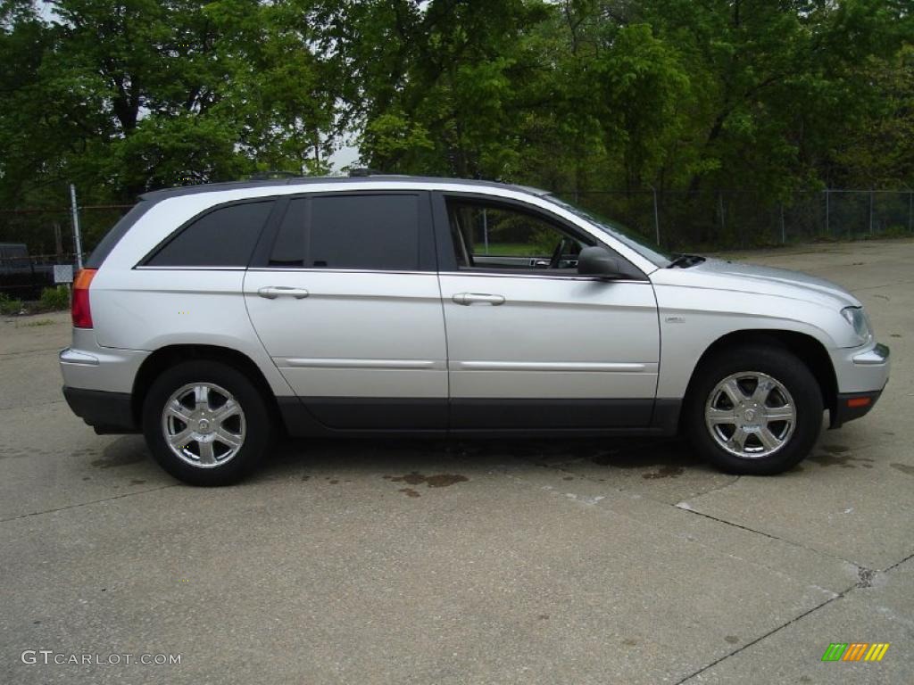 2005 Pacifica Signature Series AWD - Bright Silver Metallic / Light Taupe photo #6