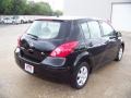 Super Black - Versa 1.8 SL Hatchback Photo No. 4