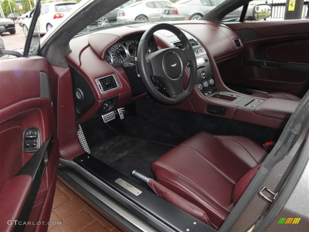 2007 V8 Vantage Coupe - Tungsten Silver / Iron Ore Red photo #19