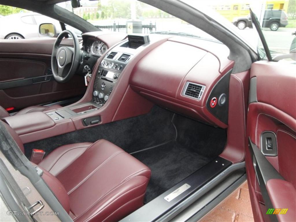 2007 V8 Vantage Coupe - Tungsten Silver / Iron Ore Red photo #30