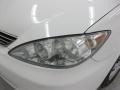 Super White - Camry LE Photo No. 13