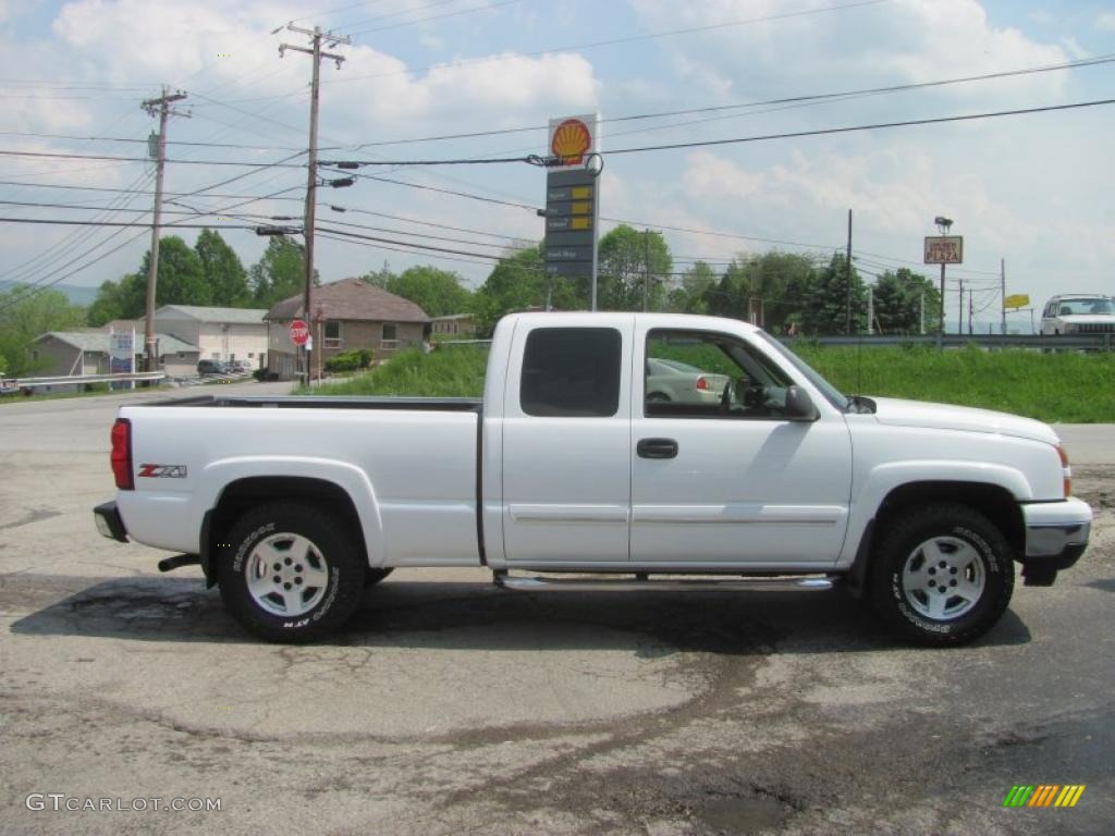 2007 Silverado 1500 Classic Z71 Extended Cab 4x4 - Summit White / Dark Charcoal photo #3