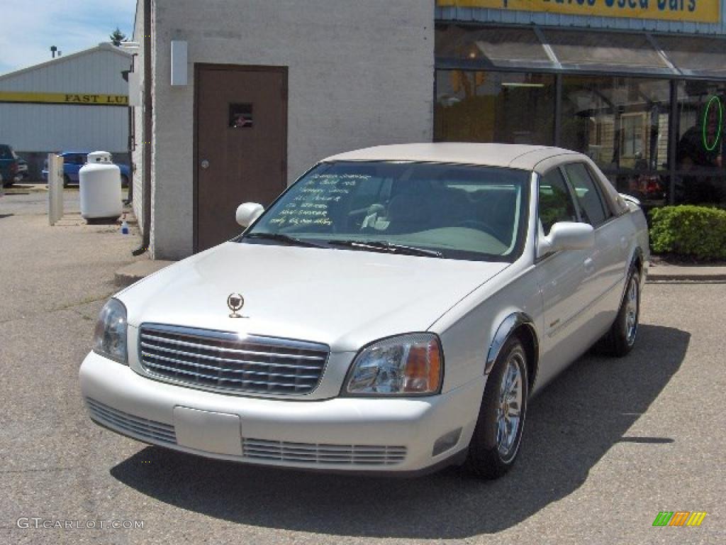 2002 DeVille Sedan - White Diamond Pearl / Neutral Shale photo #3