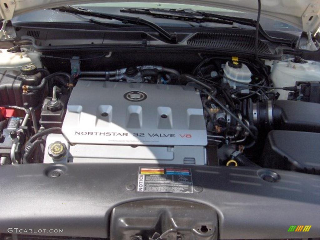 2002 DeVille Sedan - White Diamond Pearl / Neutral Shale photo #17