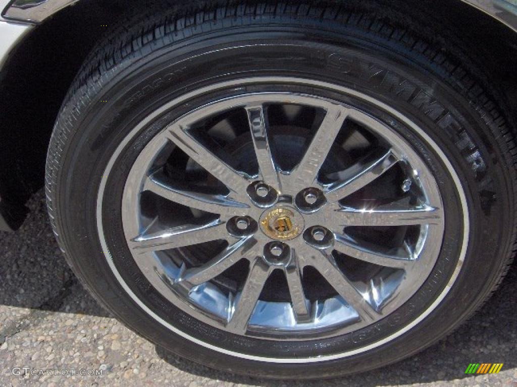 2002 DeVille Sedan - White Diamond Pearl / Neutral Shale photo #22