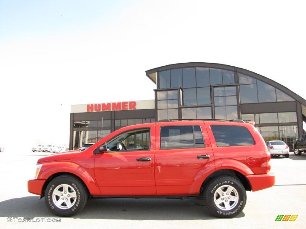 2005 Durango SLT 4x4 - Flame Red / Khaki photo #1