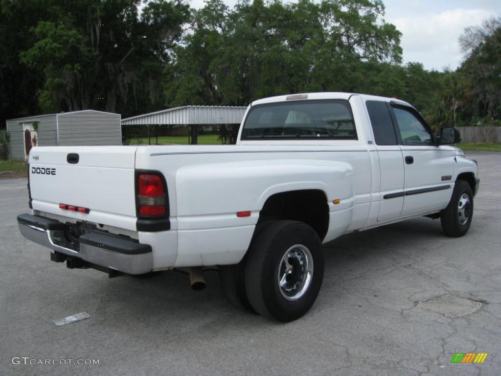 2002 Ram 3500 SLT Quad Cab Dually - Bright White / Mist Gray photo #12