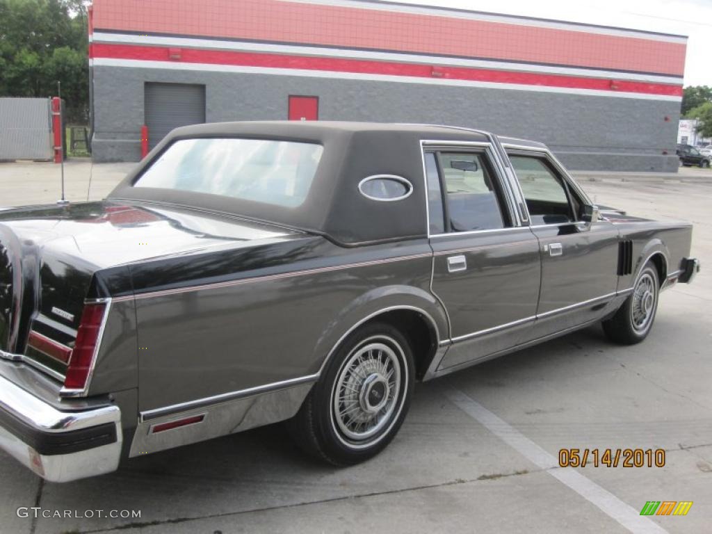 1982 Dark Pewter Metallic Lincoln Continental Mark Vi Sedan 30036904 Photo 9 