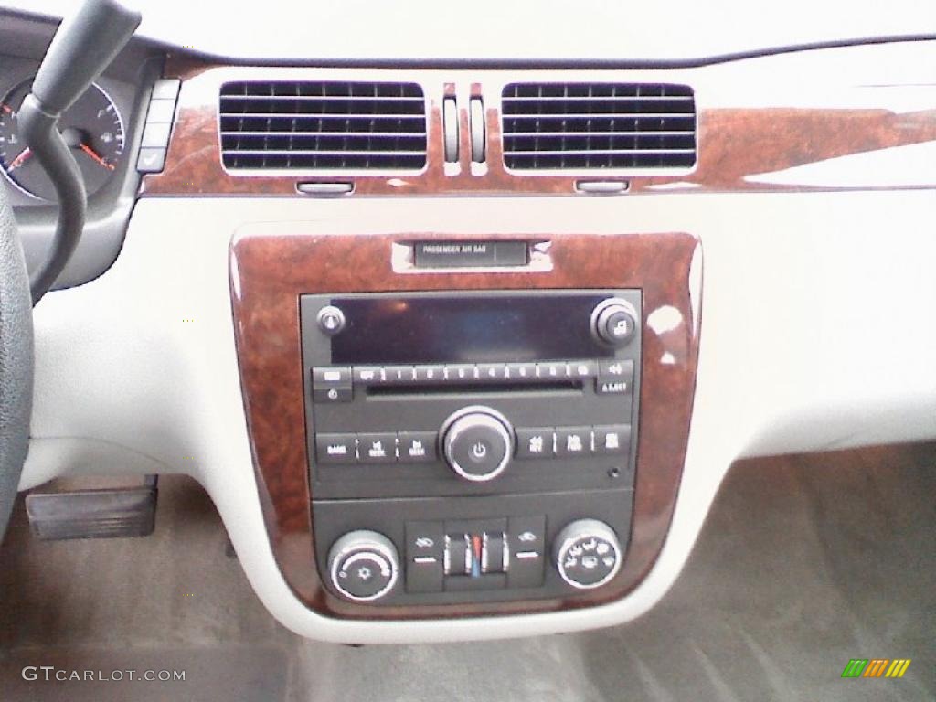 2007 Impala LT - Laser Blue Metallic / Gray photo #10