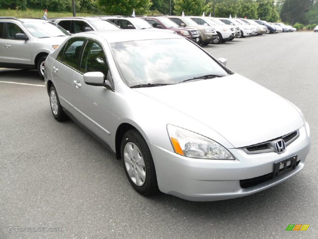 2003 Accord LX Sedan - Satin Silver Metallic / Black photo #5