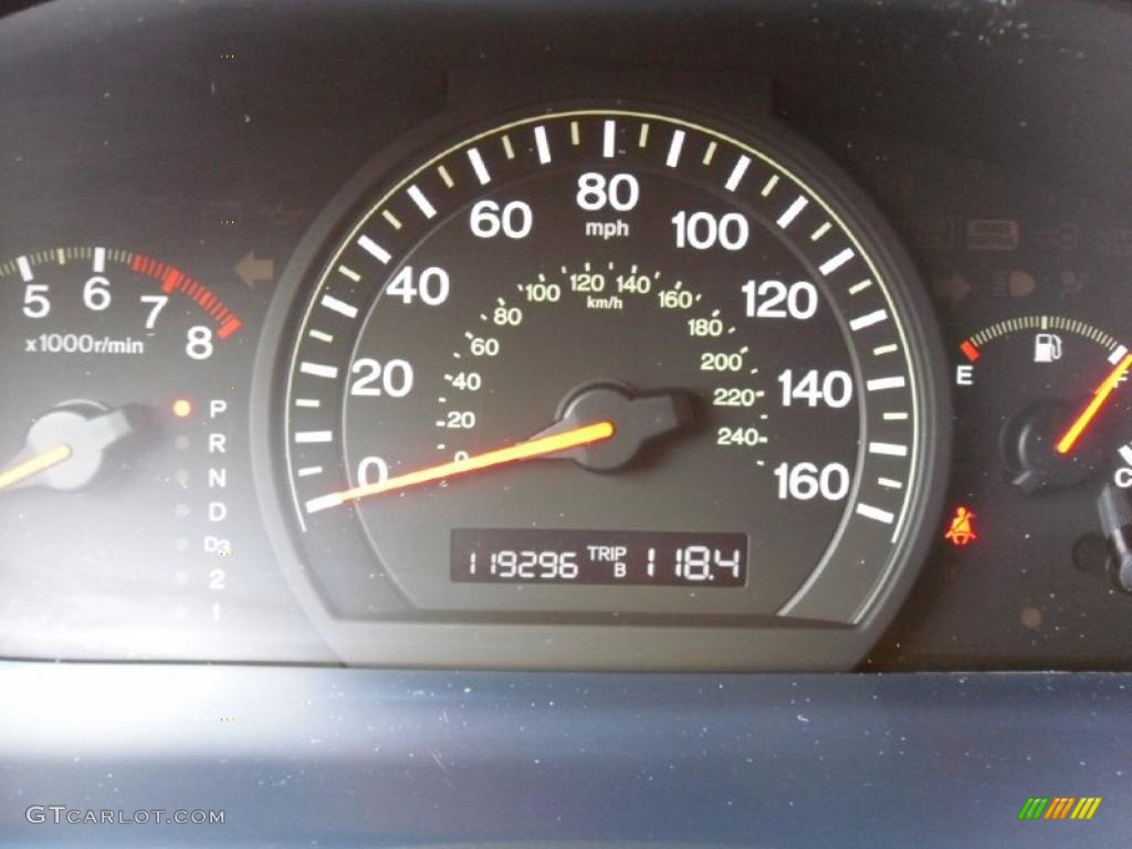 2003 Accord LX Sedan - Satin Silver Metallic / Black photo #11