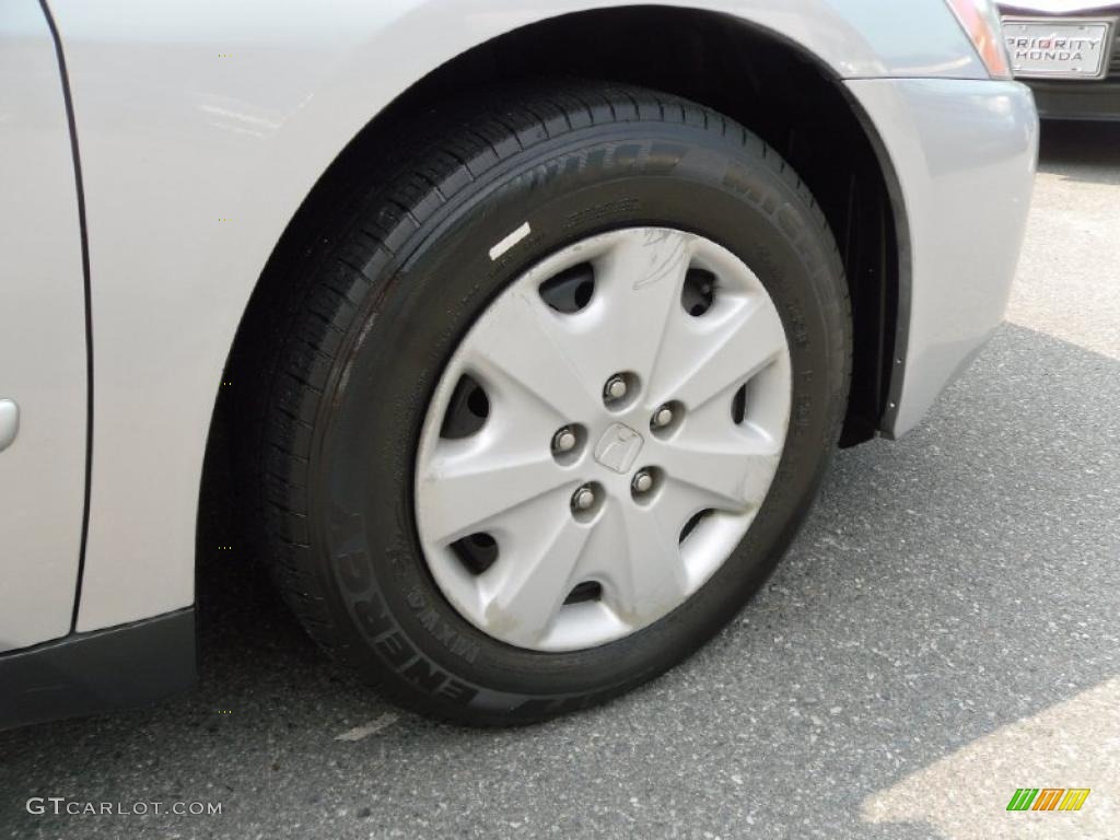 2003 Accord LX Sedan - Satin Silver Metallic / Black photo #20
