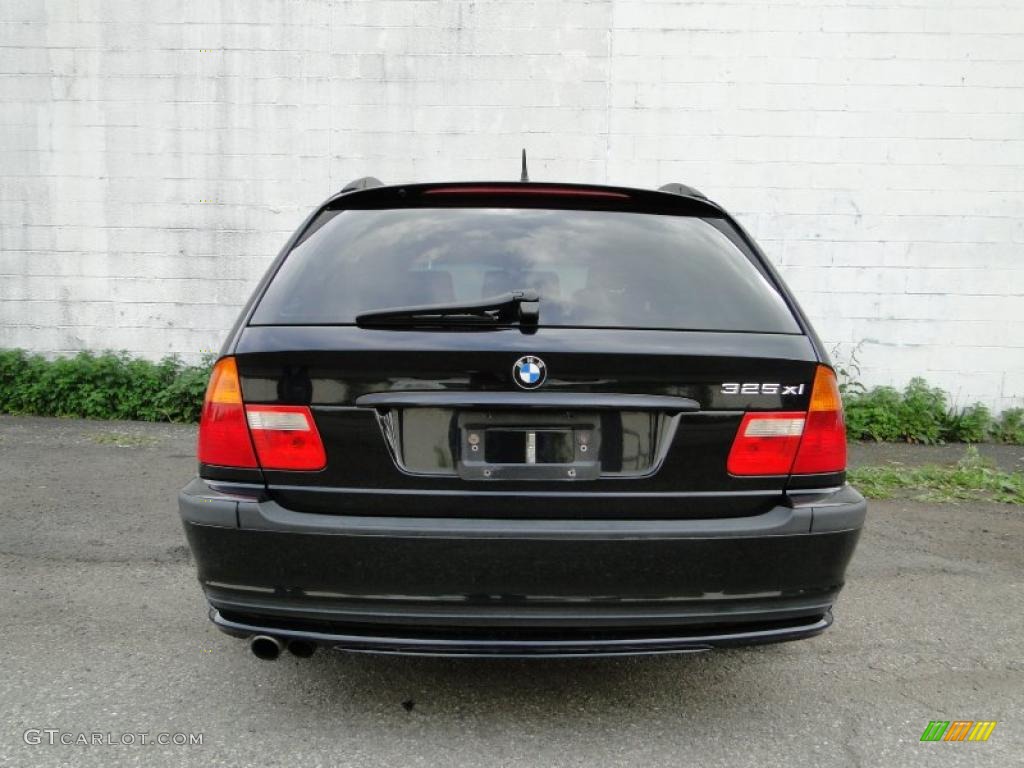 2005 3 Series 325i Wagon - Jet Black / Black photo #8