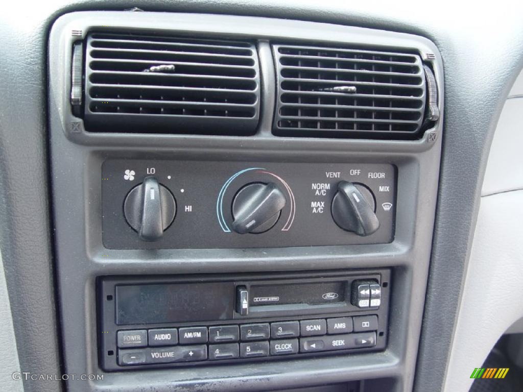 1999 Mustang V6 Coupe - Atlantic Blue Metallic / Light Graphite photo #9